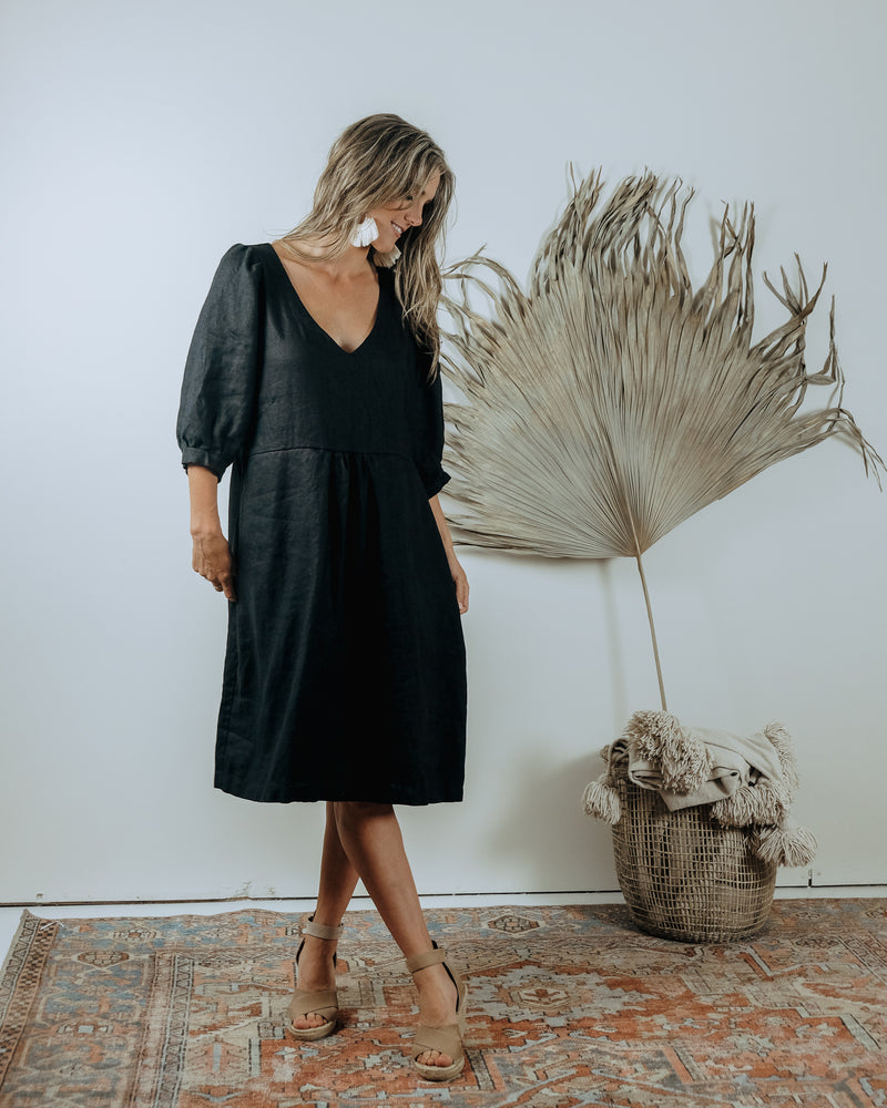 The Daily Dress- Black